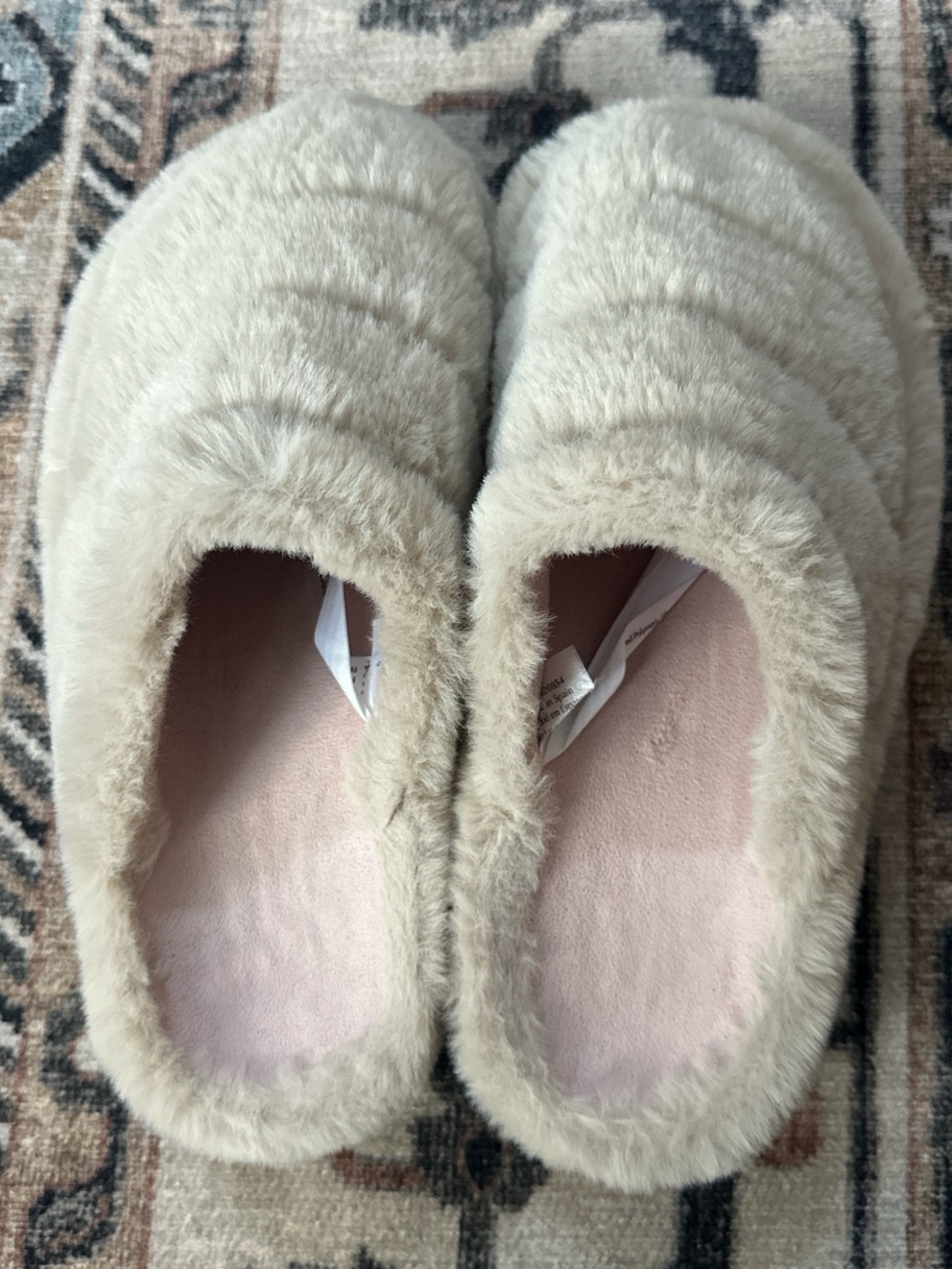 Free People Platform Fuzzy Slippers Beige & baby pink